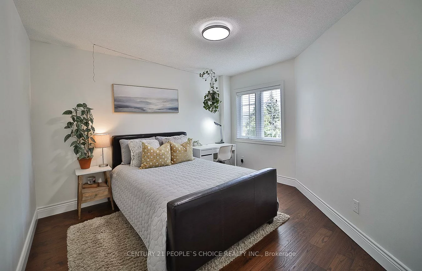 3596, Nutcracker, Lisgar, Mississauga