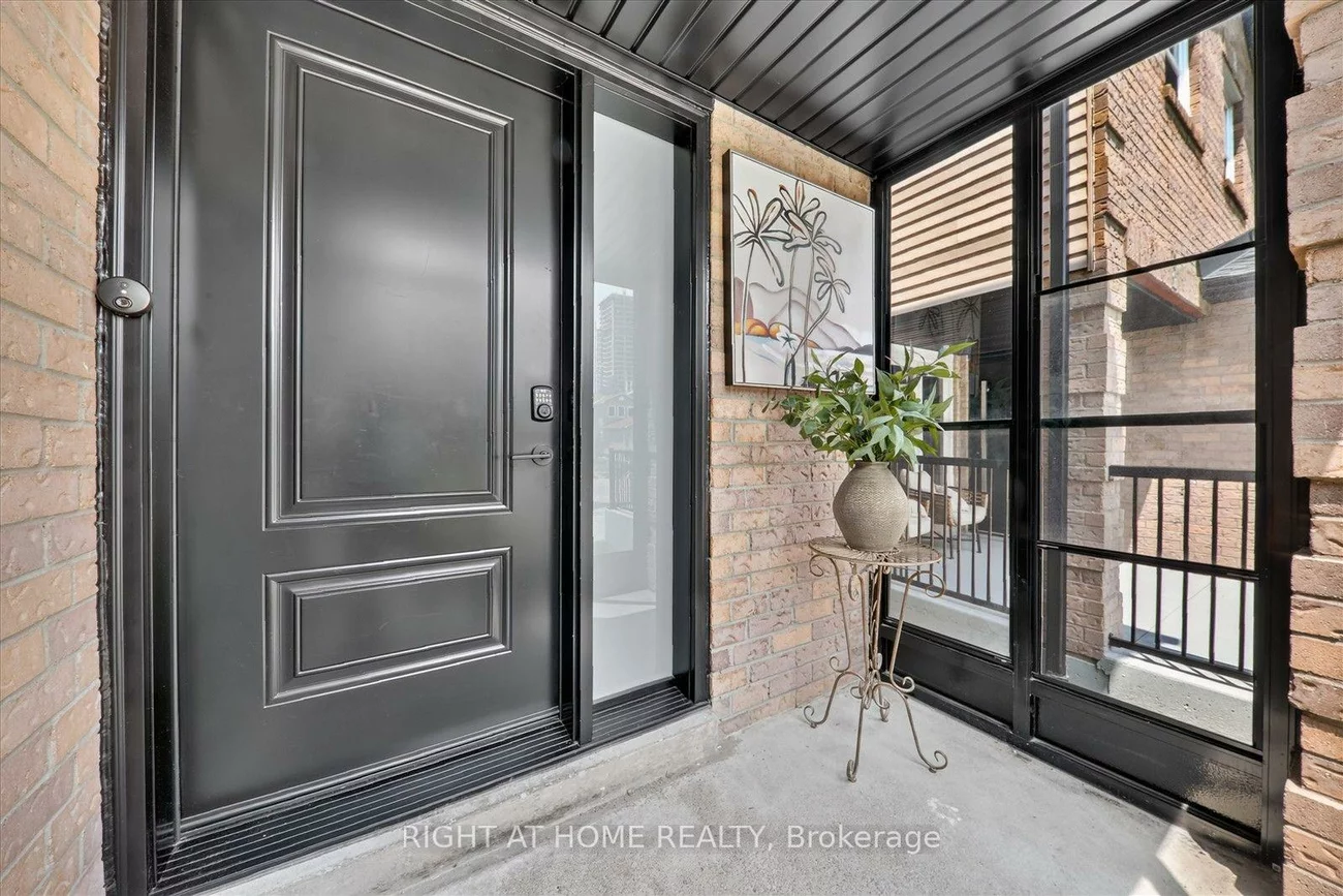 531, Wallenberg, Creditview, Mississauga
