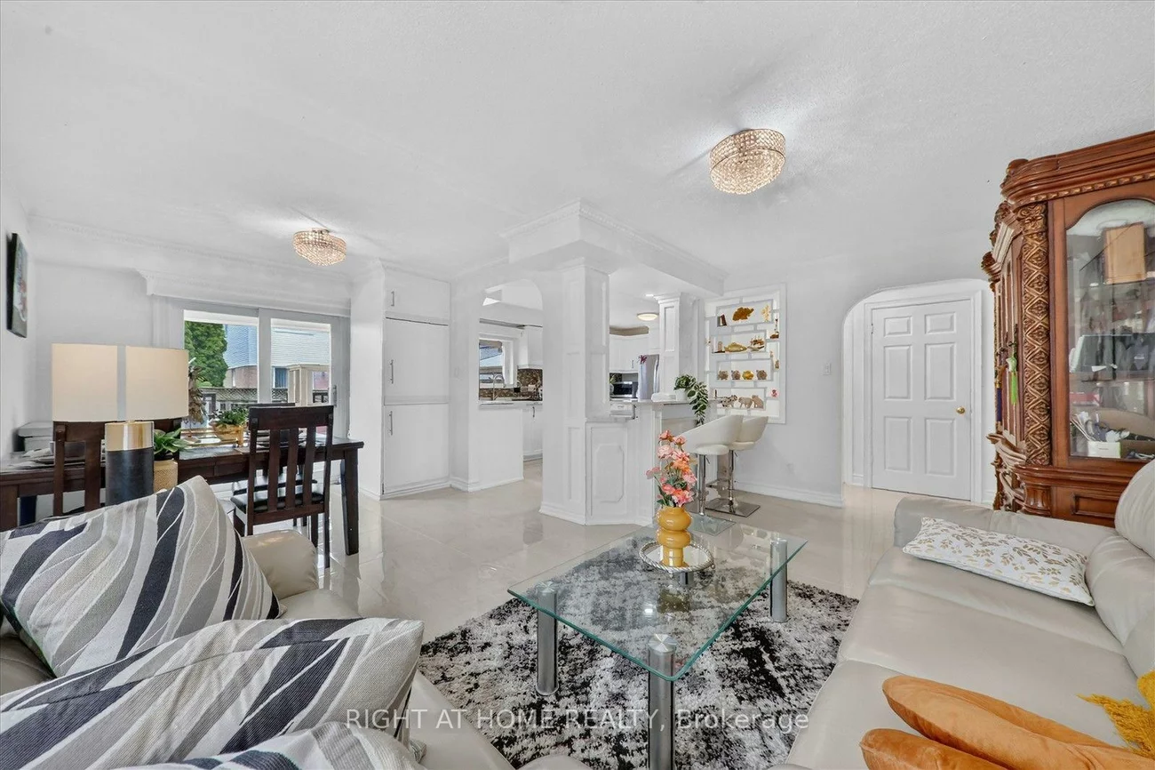 531, Wallenberg, Creditview, Mississauga