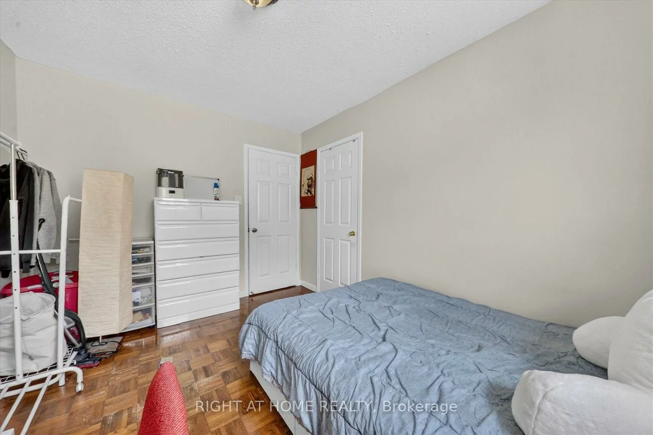 531, Wallenberg, Creditview, Mississauga