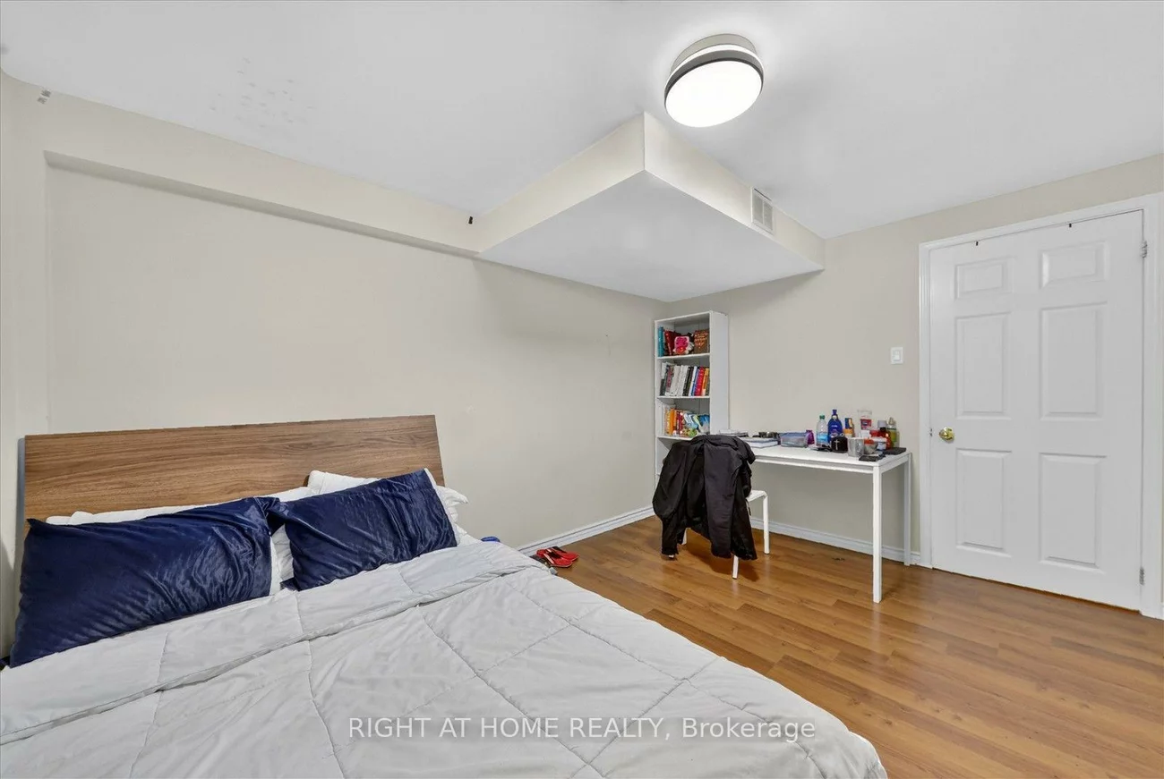 531, Wallenberg, Creditview, Mississauga