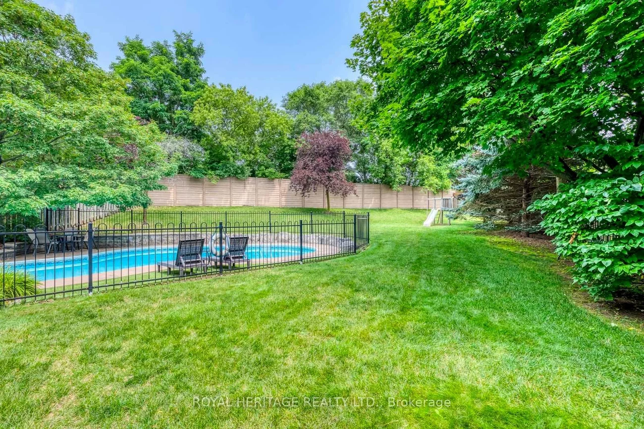 1451, Ravensmoor, East Credit, Mississauga