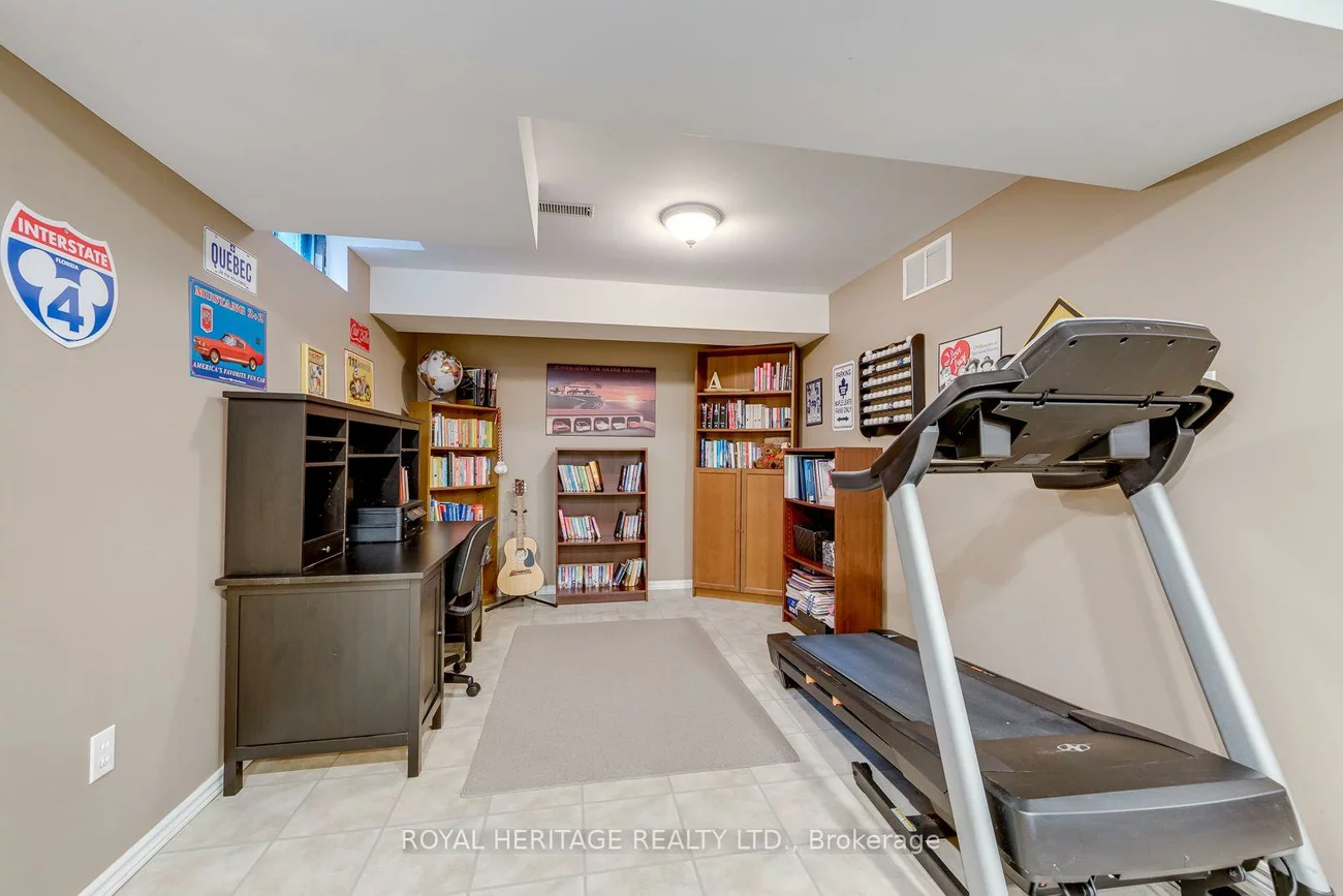 1451, Ravensmoor, East Credit, Mississauga