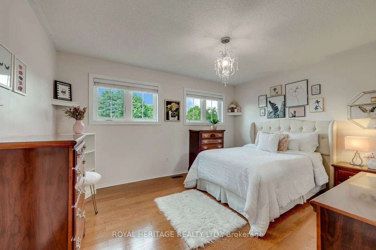 1451, Ravensmoor, East Credit, Mississauga