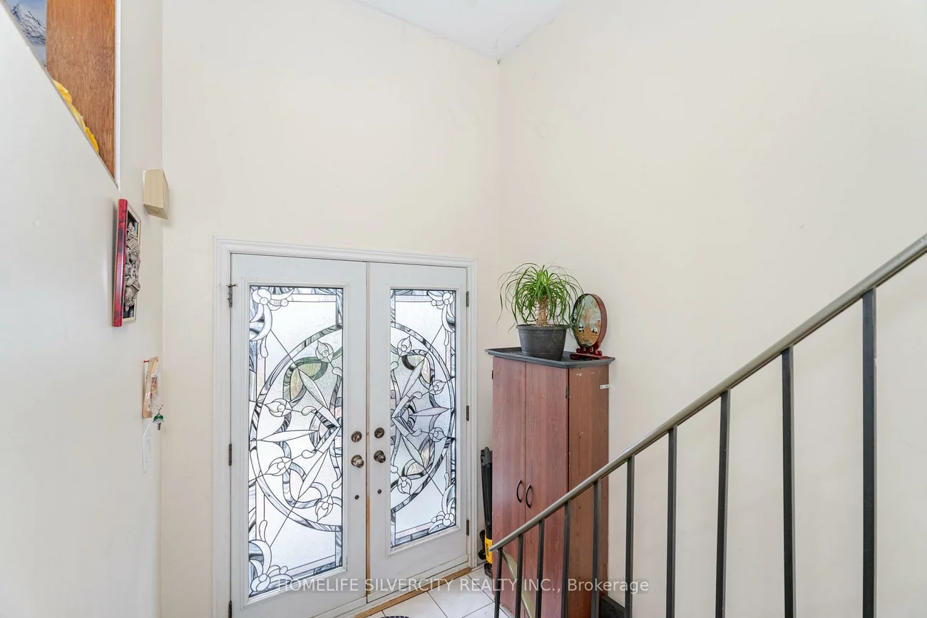 3315, Dwiggin, Malton, Mississauga