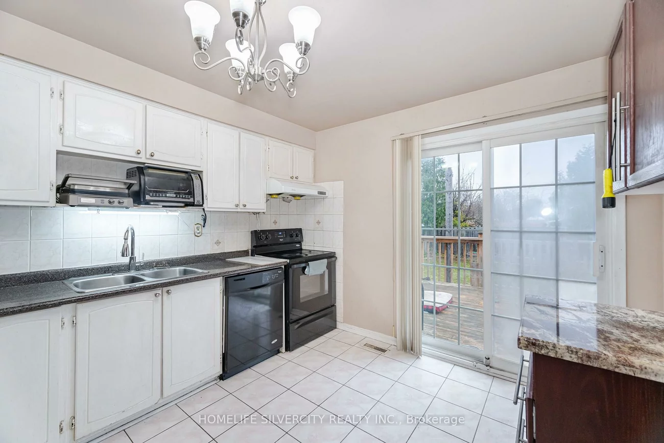 3315, Dwiggin, Malton, Mississauga