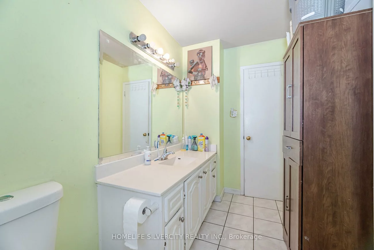 3315, Dwiggin, Malton, Mississauga
