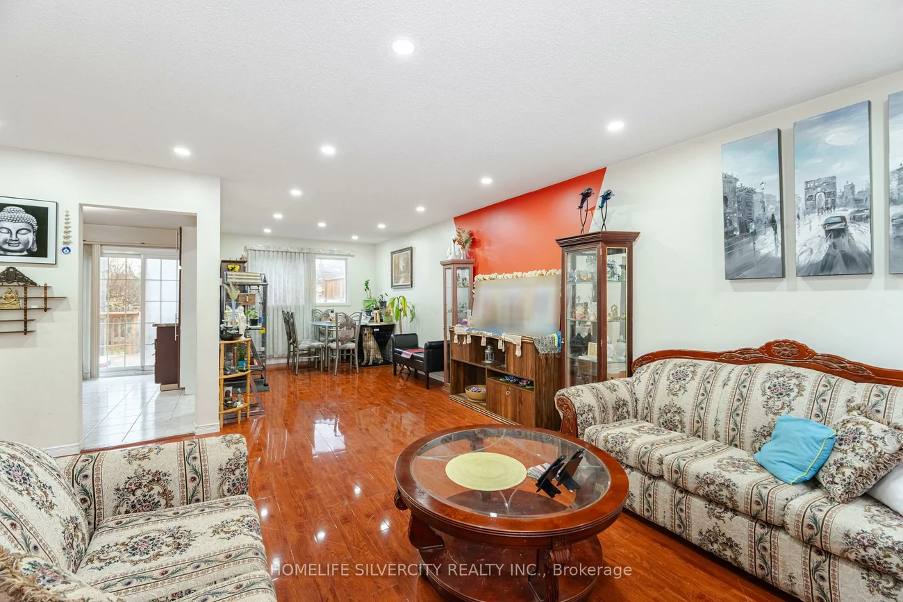 3315, Dwiggin, Malton, Mississauga