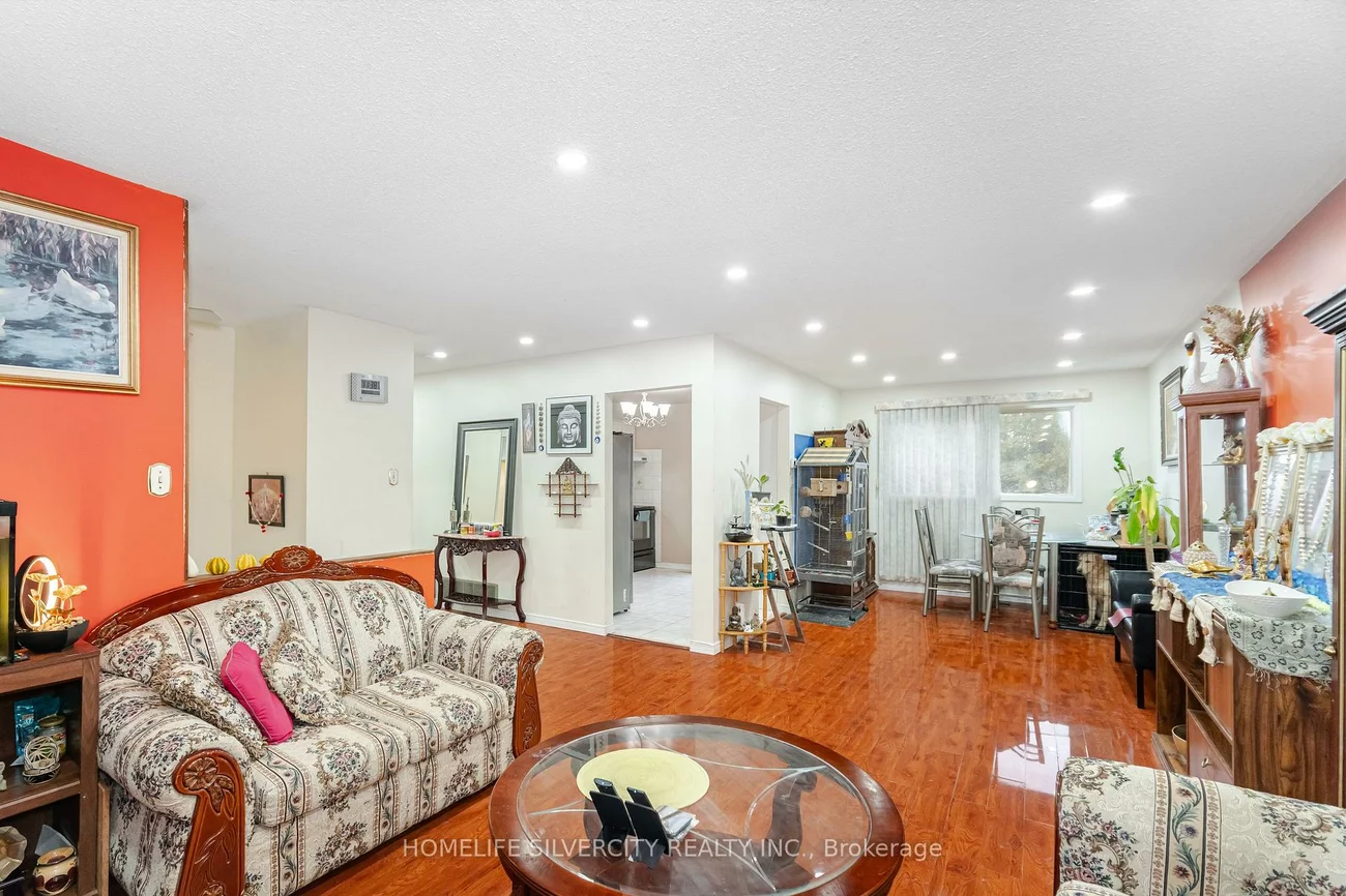 3315, Dwiggin, Malton, Mississauga