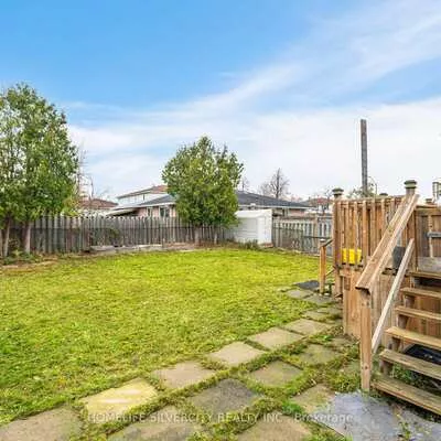 3315, Dwiggin, Malton, Mississauga