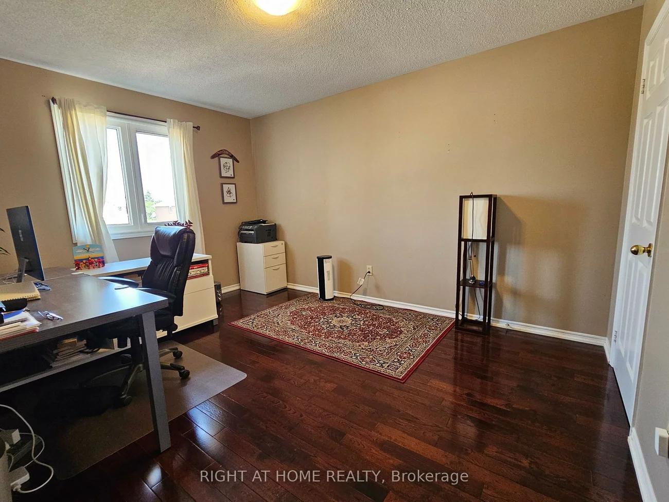 710, Ashprior, Hurontario, Mississauga