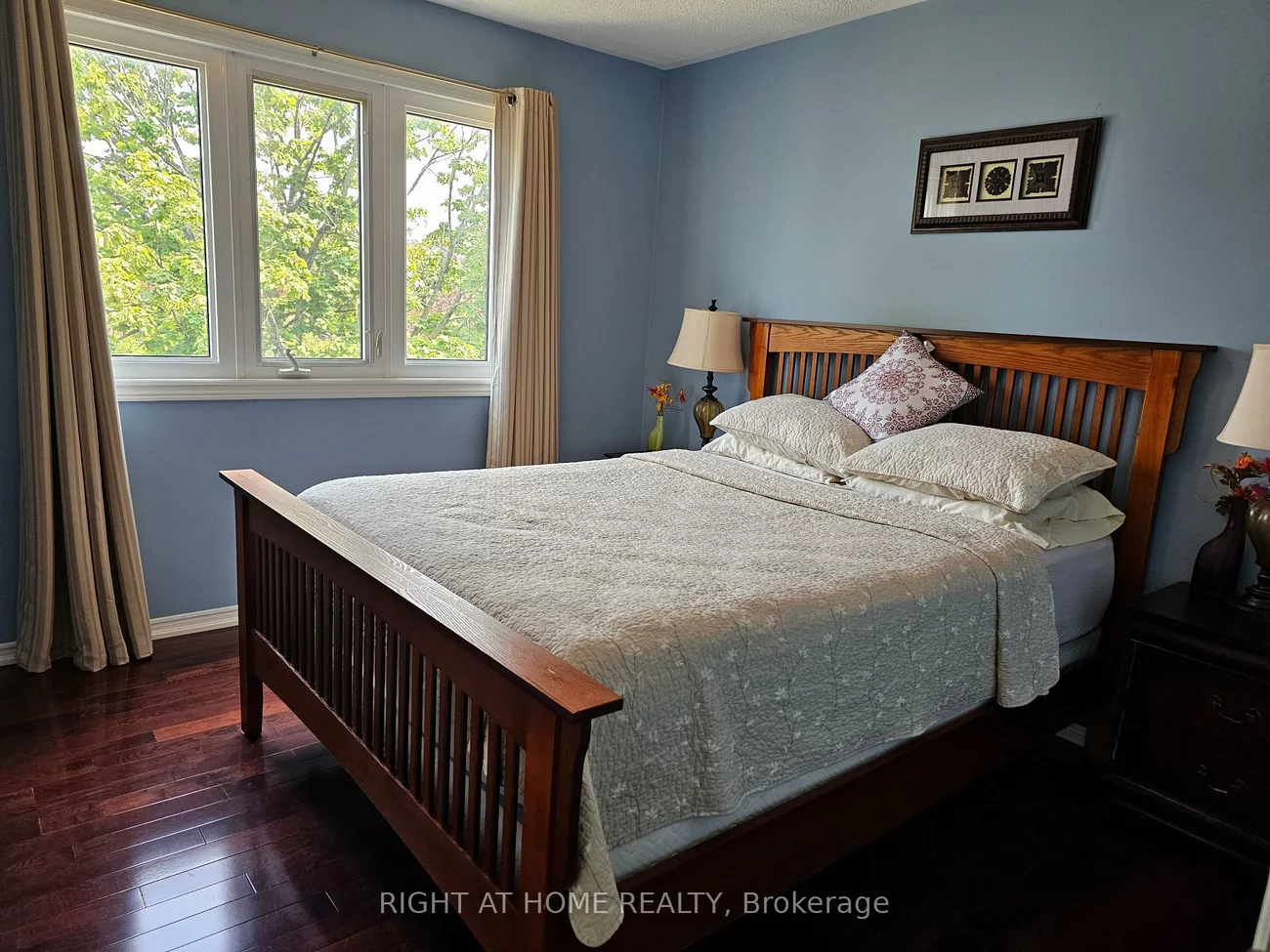 710, Ashprior, Hurontario, Mississauga