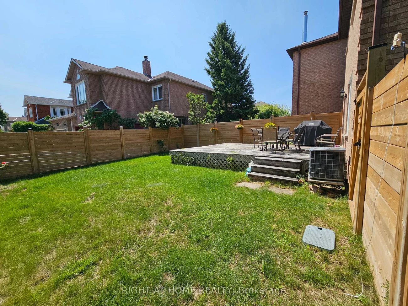 710, Ashprior, Hurontario, Mississauga