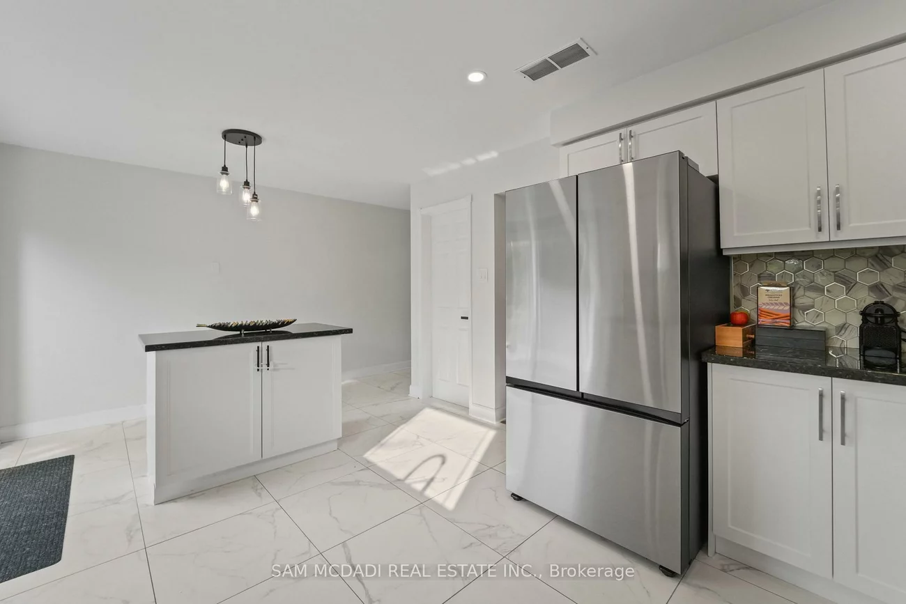 4778, Crystal Rose, East Credit, Mississauga