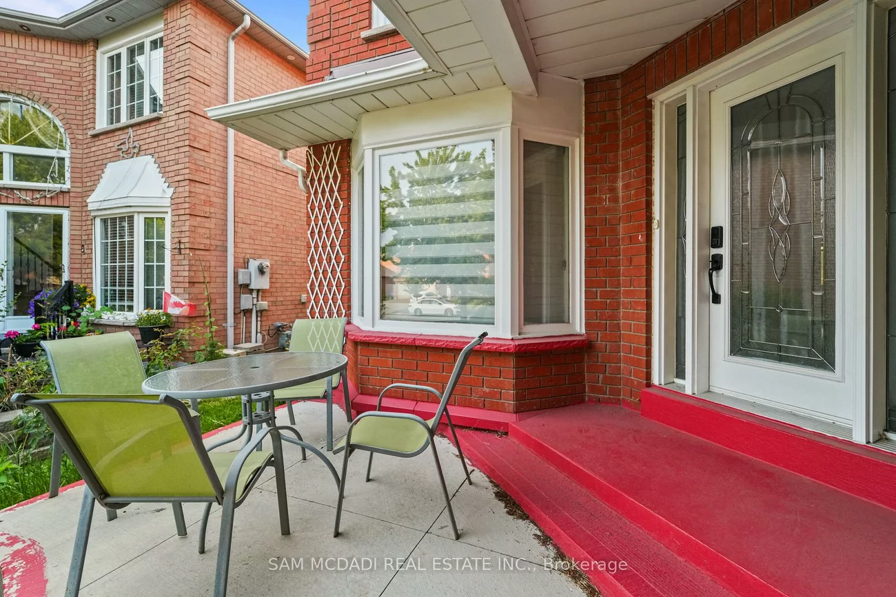 4778, Crystal Rose, East Credit, Mississauga