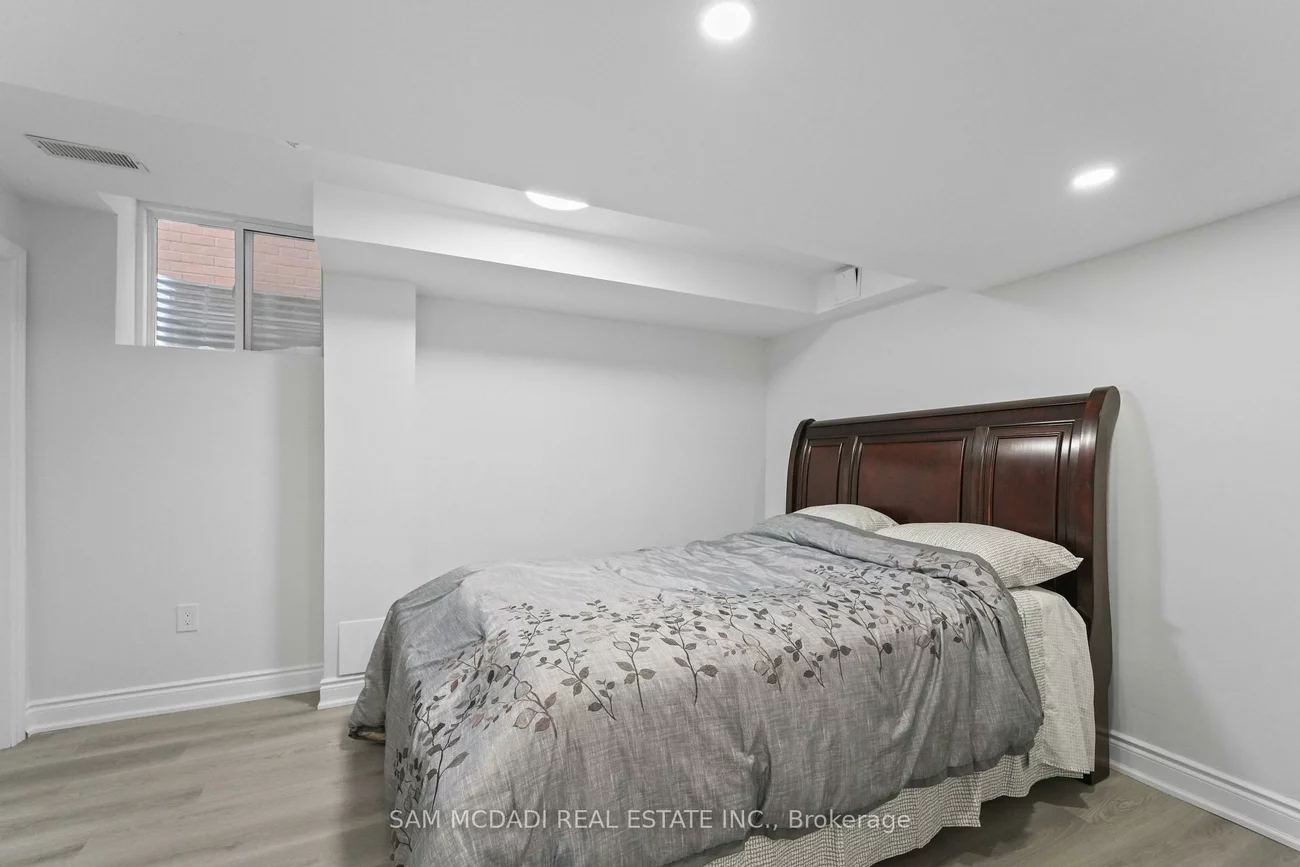 4778, Crystal Rose, East Credit, Mississauga