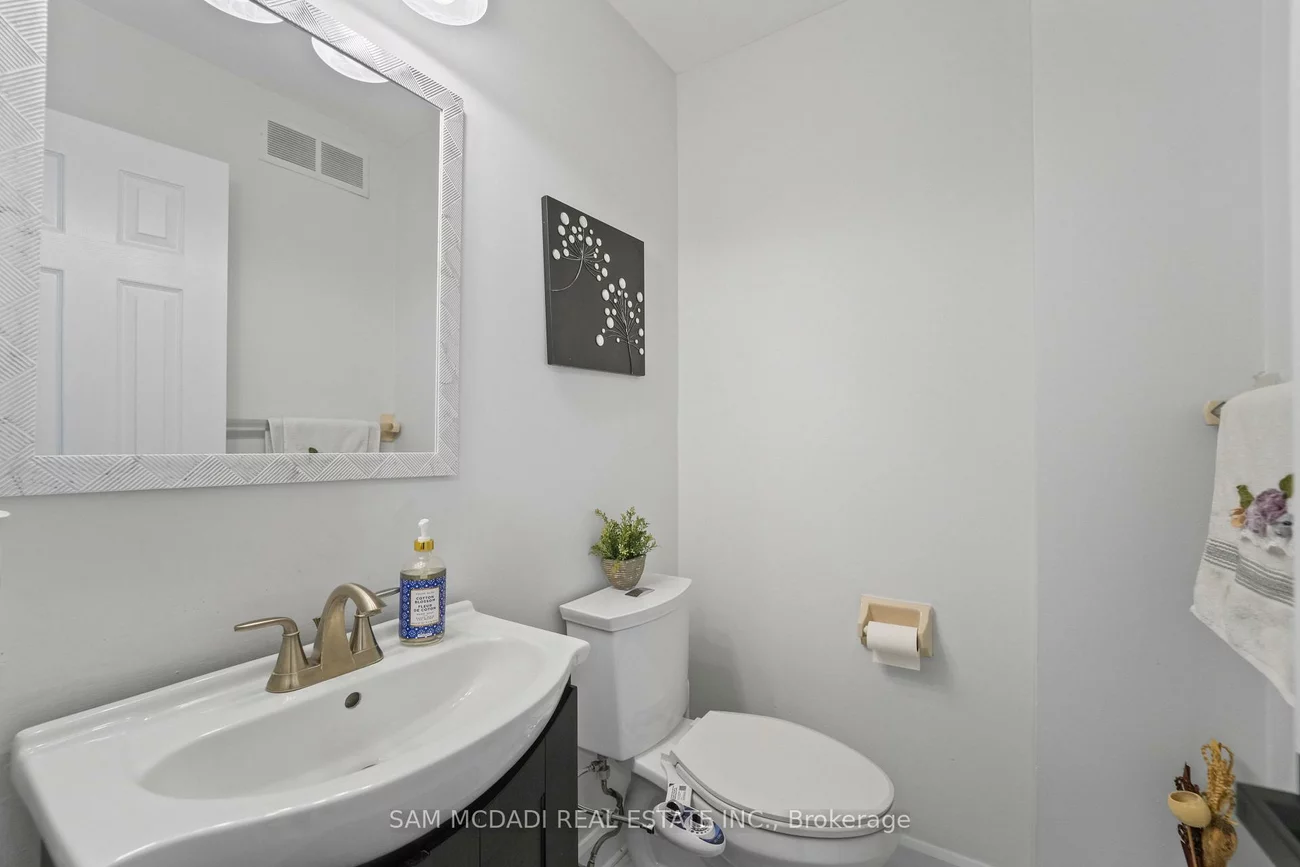 4778, Crystal Rose, East Credit, Mississauga