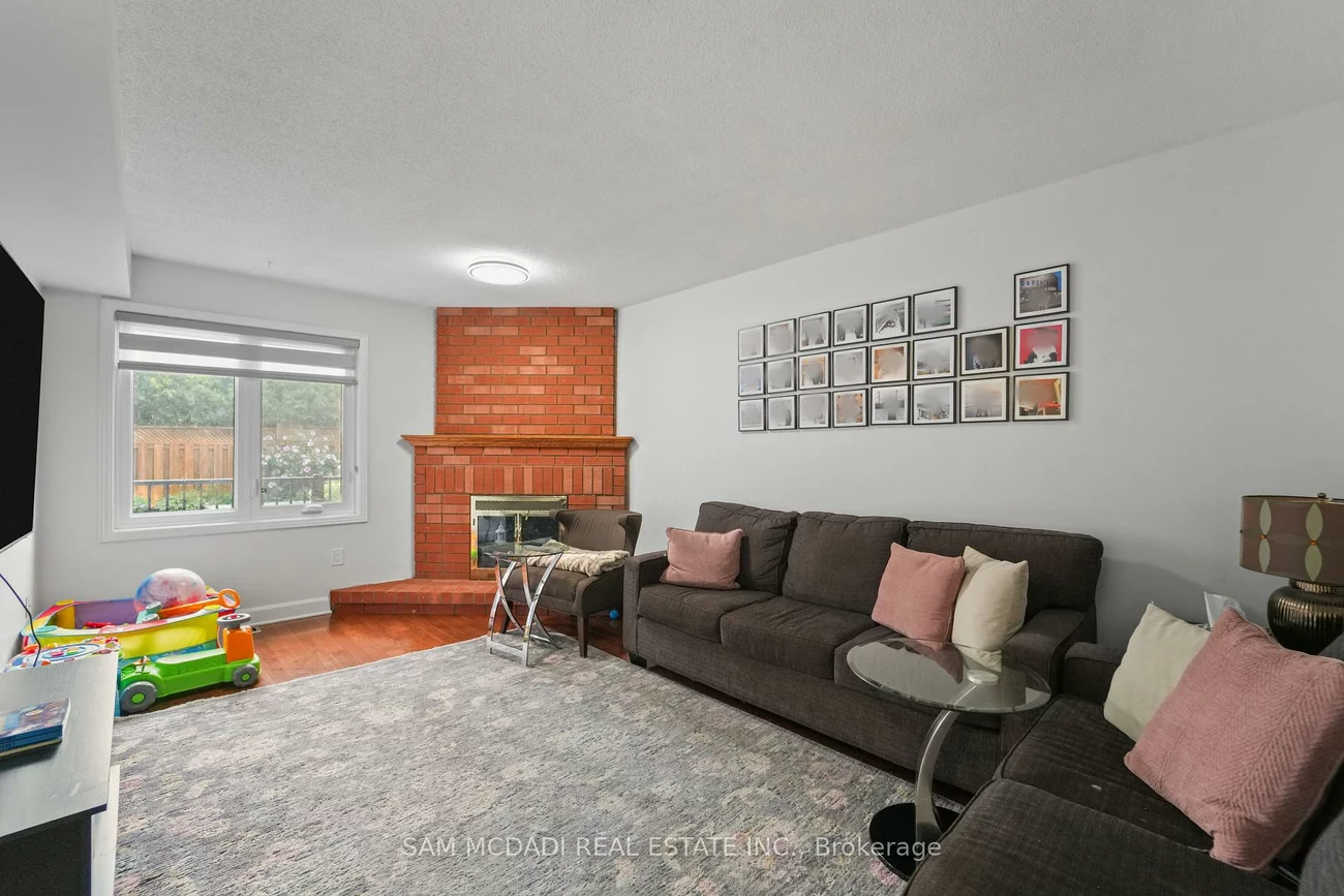 4778, Crystal Rose, East Credit, Mississauga