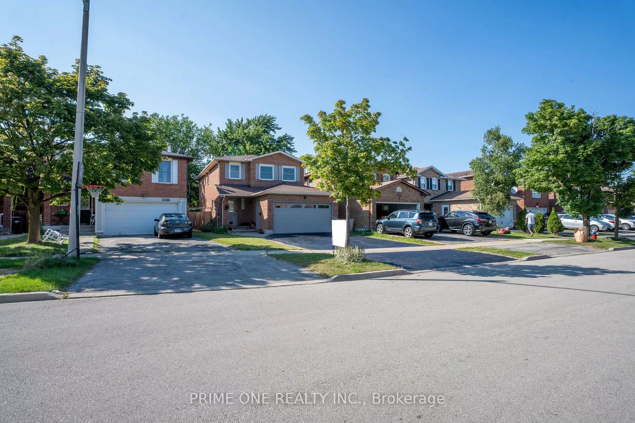 3290, Cambourne, Meadowvale, Mississauga