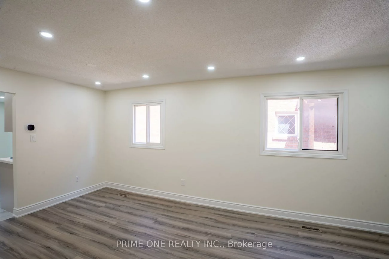 3290, Cambourne, Meadowvale, Mississauga