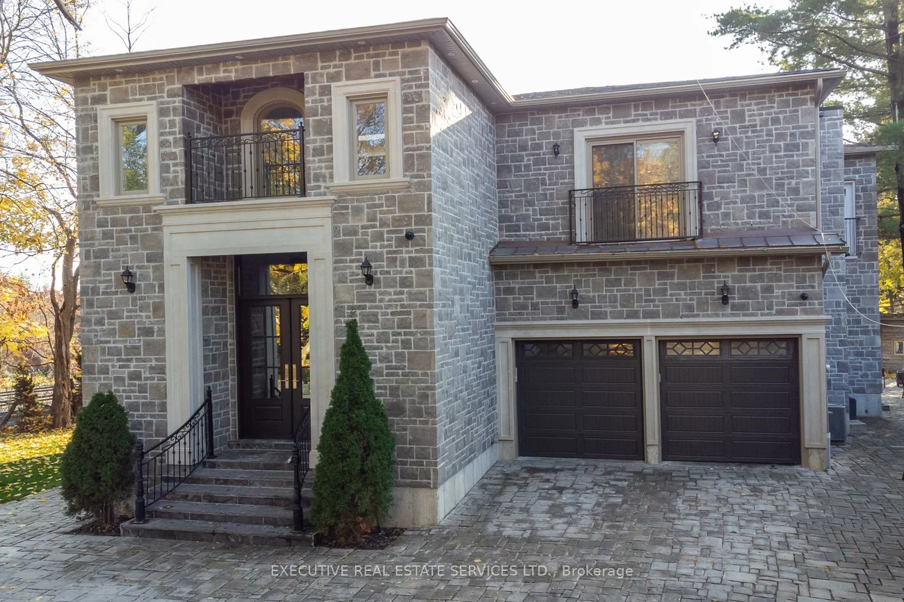 1138, Garden, Lorne Park, Mississauga