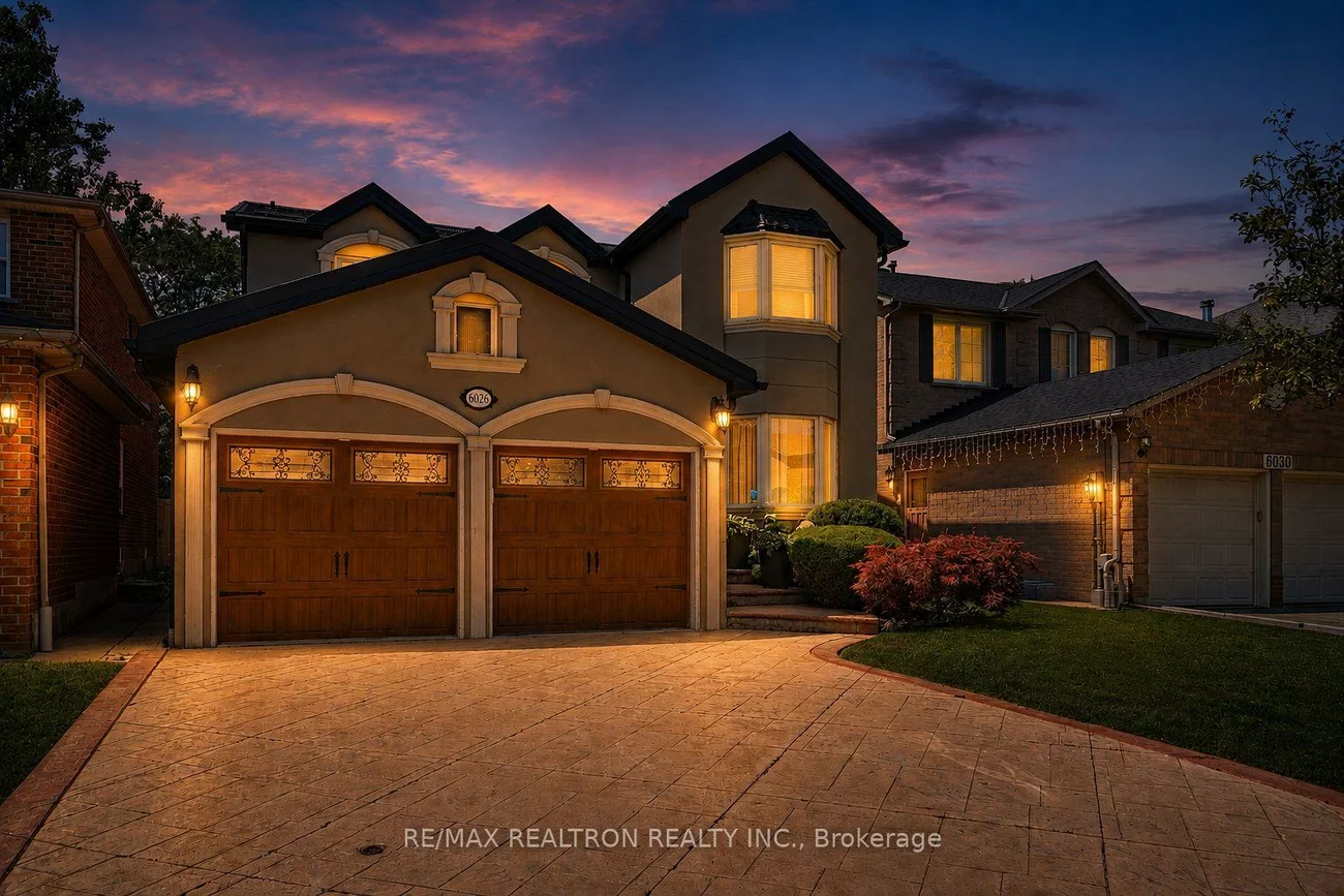 6026, Roxbury, East Credit, Mississauga