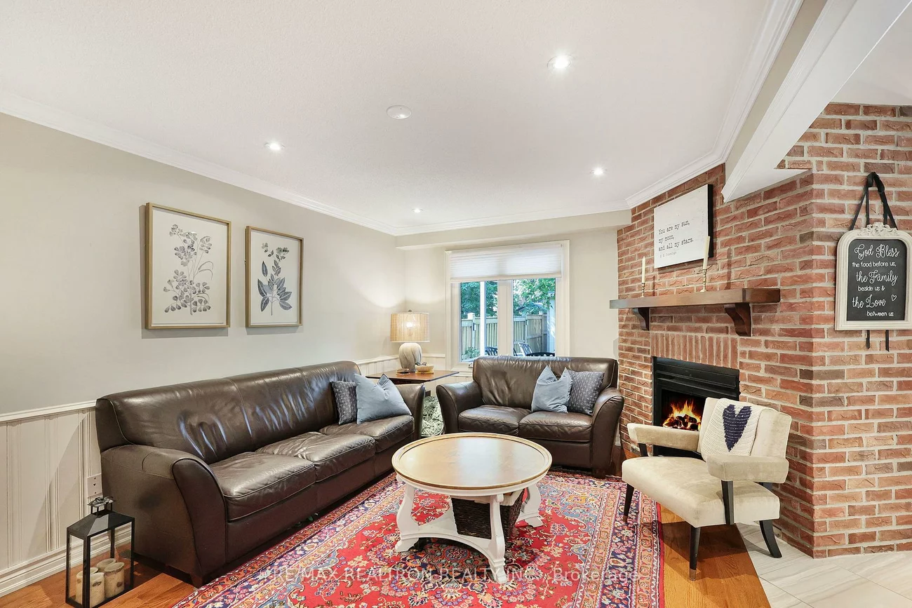 6026, Roxbury, East Credit, Mississauga