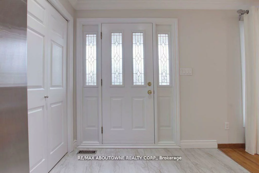 6346, Neuchatel, Meadowvale, Mississauga