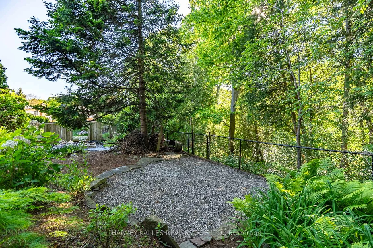 1033, Fair Birch, Lorne Park, Mississauga