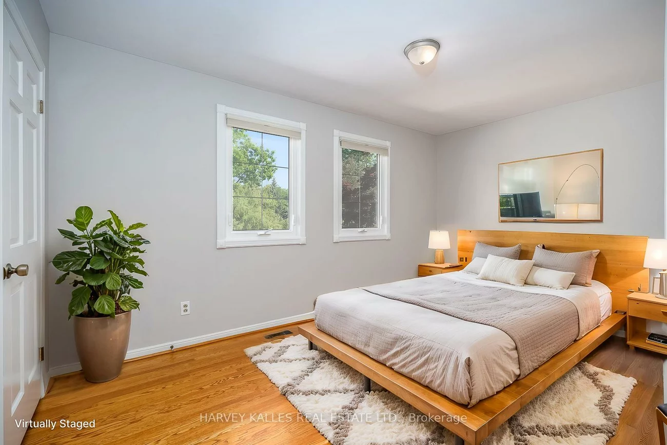 1033, Fair Birch, Lorne Park, Mississauga