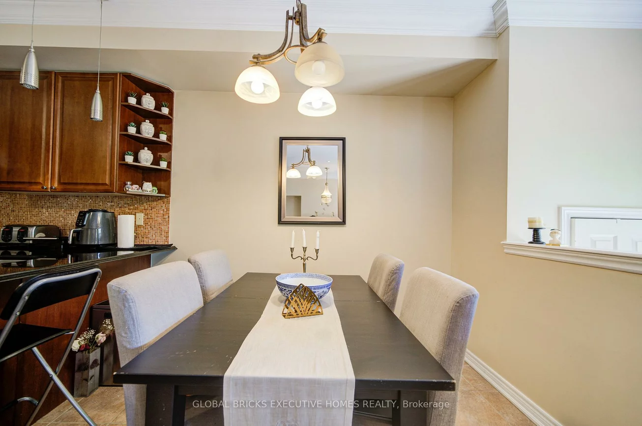3885, Eglinton, Churchill Meadows, Mississauga