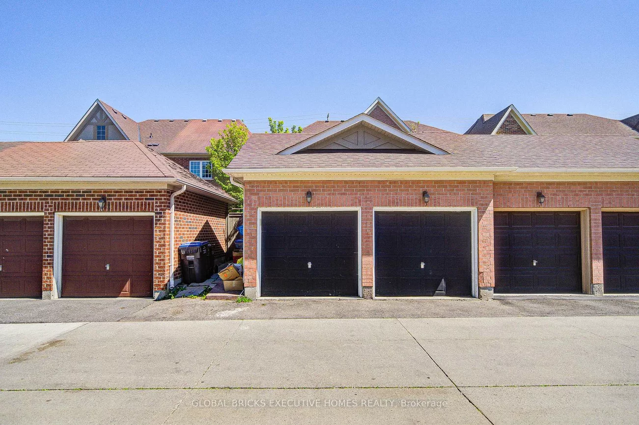 3885, Eglinton, Churchill Meadows, Mississauga