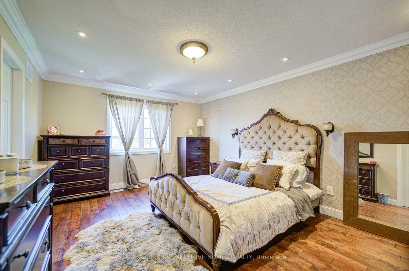 3885, Eglinton, Churchill Meadows, Mississauga