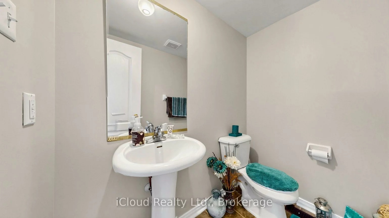 5661, Volpe, East Credit, Mississauga