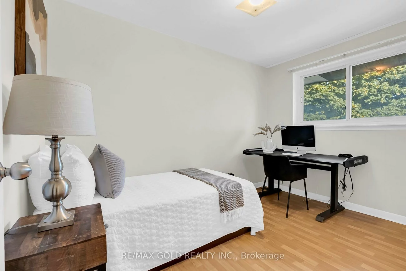 2520, Constable, Clarkson, Mississauga