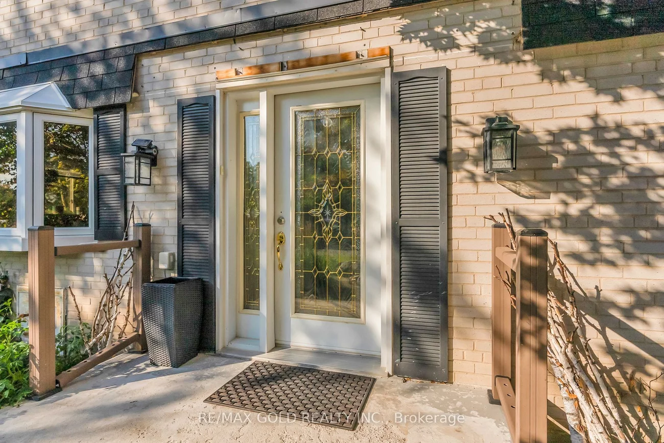 2520, Constable, Clarkson, Mississauga