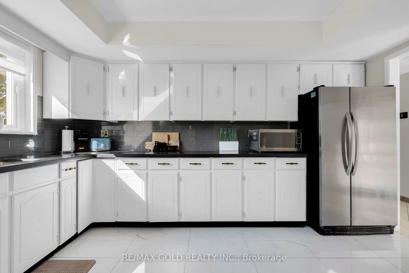 2520, Constable, Clarkson, Mississauga
