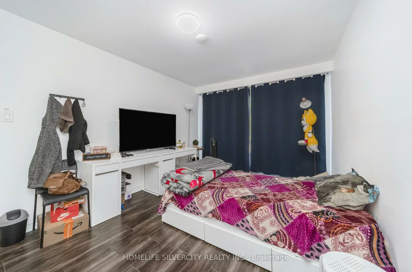 7582, Discus, Malton, Mississauga
