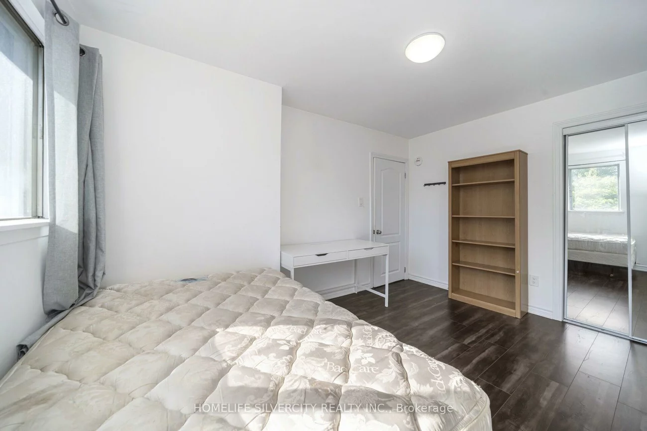 7582, Discus, Malton, Mississauga