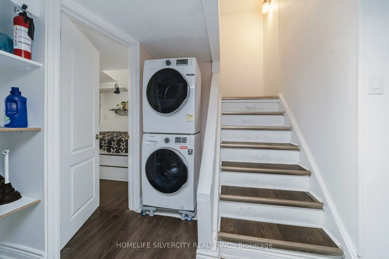 7582, Discus, Malton, Mississauga