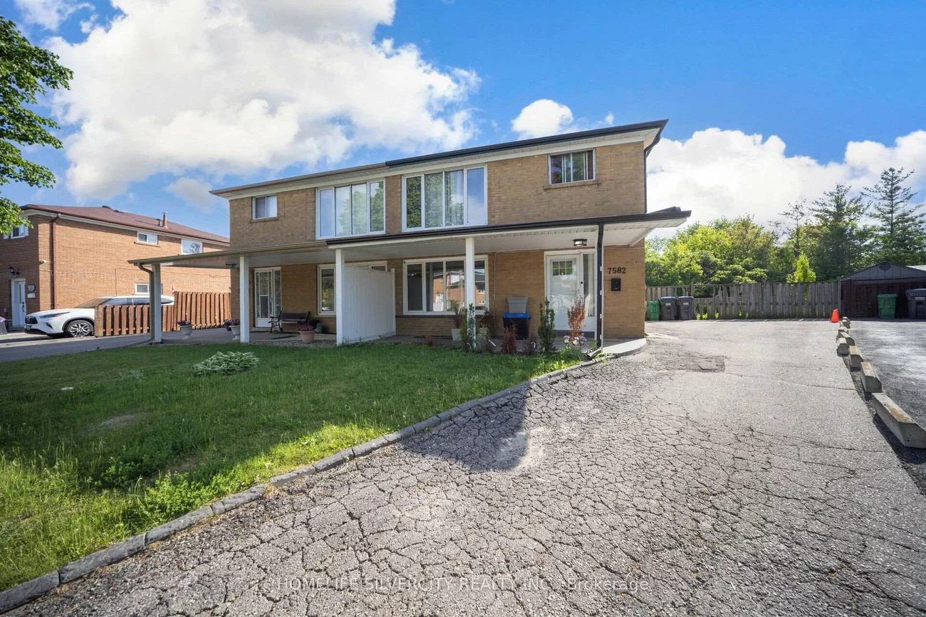 7582, Discus, Malton, Mississauga