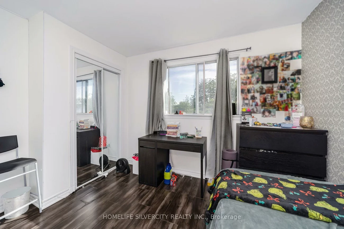 7582, Discus, Malton, Mississauga