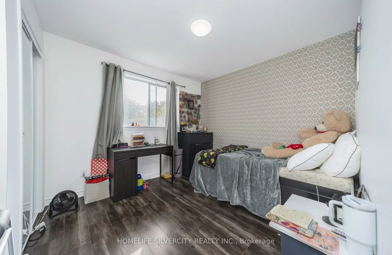 7582, Discus, Malton, Mississauga