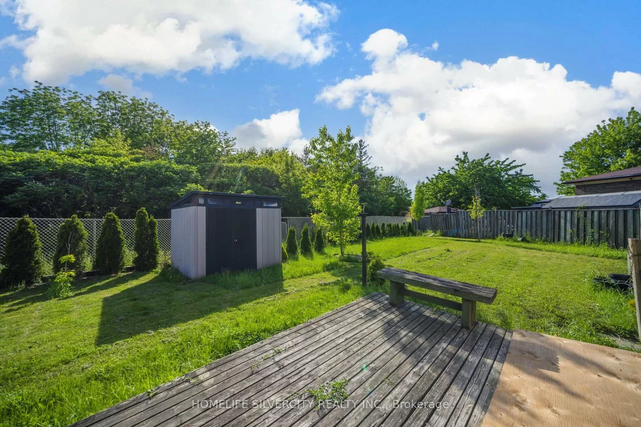 7582, Discus, Malton, Mississauga