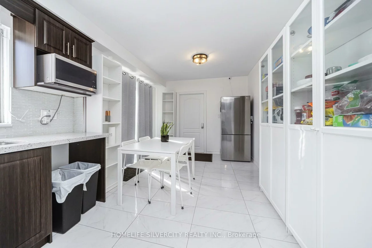 7582, Discus, Malton, Mississauga