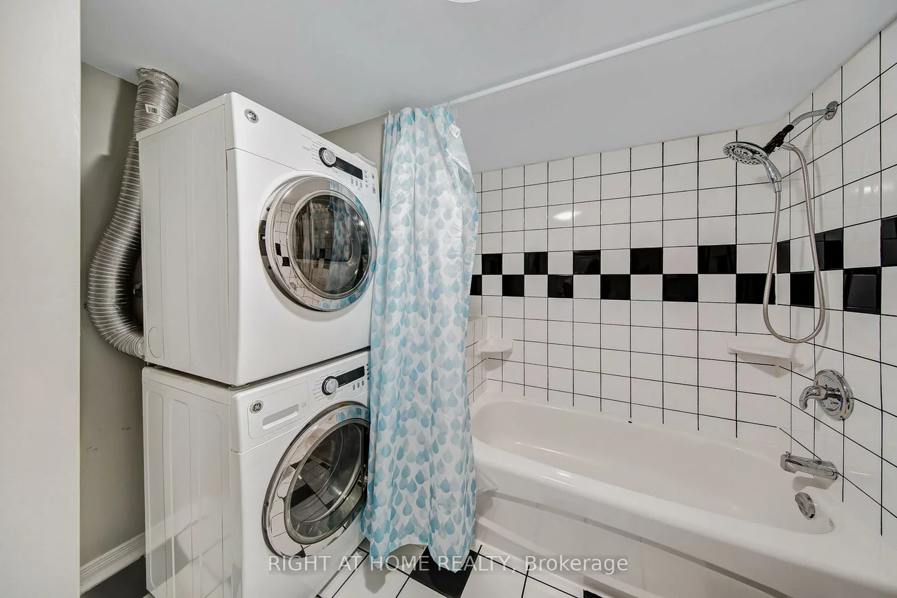 2796, Tallberg, Clarkson, Mississauga