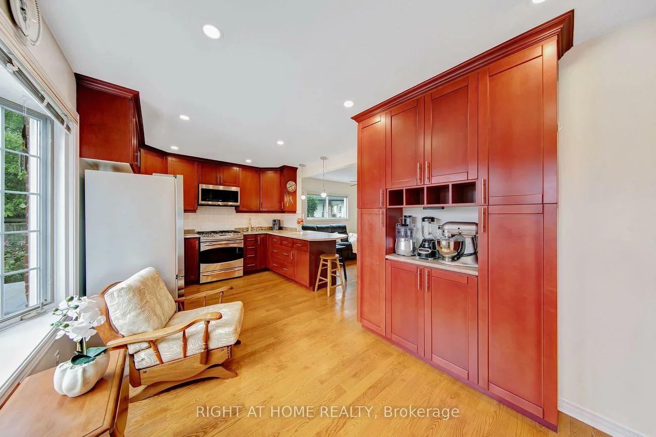 2796, Tallberg, Clarkson, Mississauga