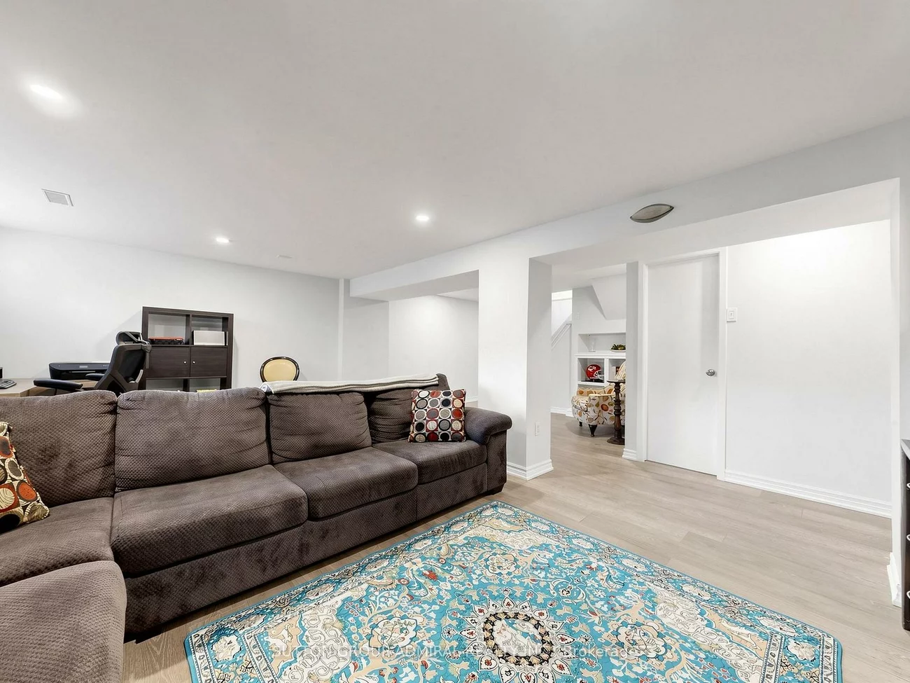 1864, Hindhead, Clarkson, Mississauga