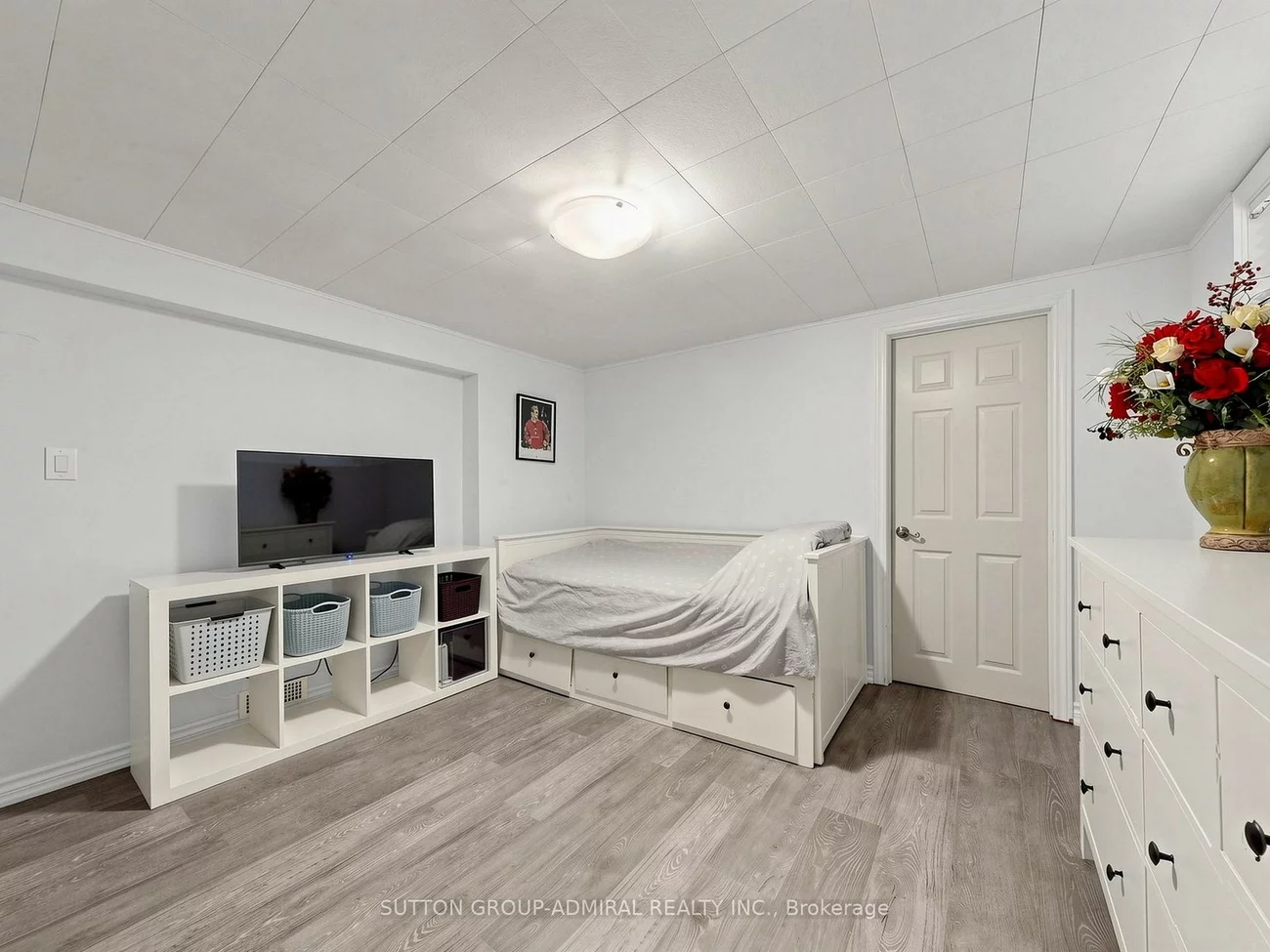 1864, Hindhead, Clarkson, Mississauga