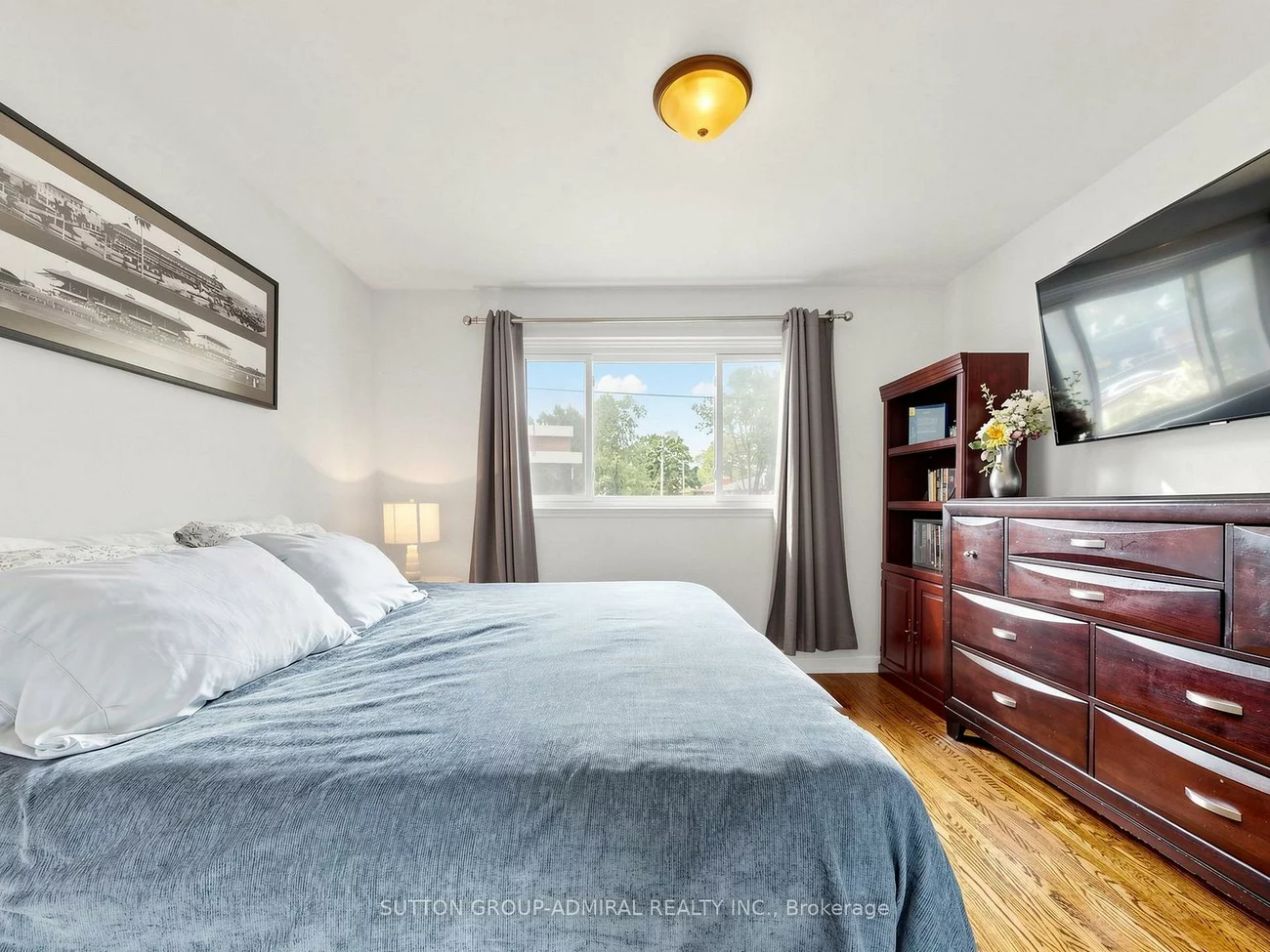 1864, Hindhead, Clarkson, Mississauga